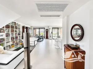 Prodej rodinného domu, Pomorie, Bulharsko, 118 m2