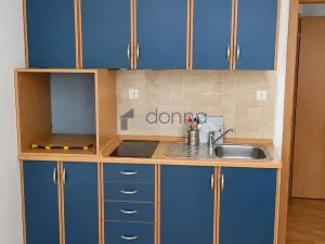 Pronájem bytu 2+kk, Praha, Křižíkova, 51 m2