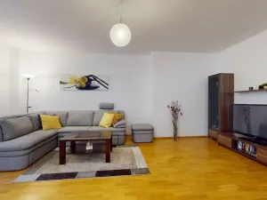 Prodej bytu 2+kk, Karlovy Vary, Libušina, 88 m2