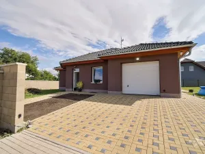 Pronájem rodinného domu, Postřižín, Lišková, 150 m2