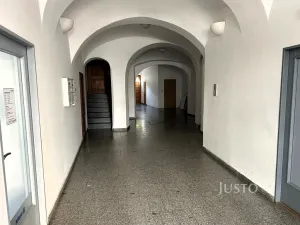 Pronájem kanceláře, Písek - Vnitřní Město, Chelčického, 37 m2