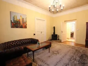 Pronájem bytu 3+1, Praha, Korunní, 95 m2