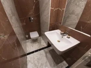 Pronájem bytu 3+1, Praha, Korunní, 95 m2