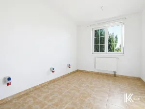 Prodej rodinného domu, Hrochův Týnec, 356 m2