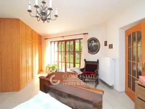 Prodej rodinného domu, Vinařice, 230 m2