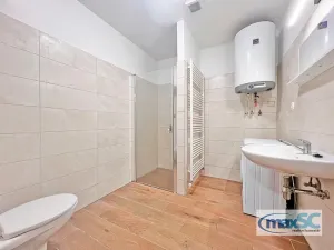 Pronájem bytu 2+kk, Holice, Bratří Čapků, 54 m2