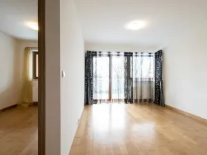 Pronájem bytu 2+kk, Jesenice, V Lázních, 40 m2