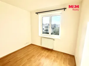 Pronájem bytu 2+kk, Vestec, Ve Stromkách, 46 m2