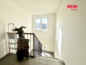 Pronájem bytu 2+kk, Vestec, Ve Stromkách, 46 m2