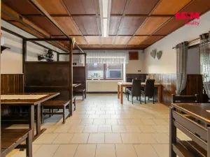 Prodej ubytování, Kladruby, Husova, 900 m2