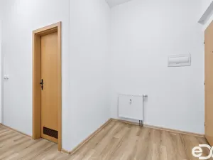 Prodej bytu 2+kk, Milovice, Topolová, 56 m2