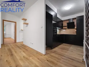 Prodej bytu 2+kk, Ostrava - Poruba, náměstí Družby, 58 m2