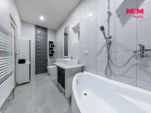 Prodej rodinného domu, Kraslice, Říční, 174 m2