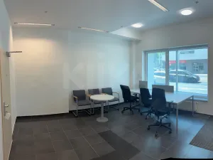 Prodej obchodního prostoru, Plzeň - Jižní Předměstí, Klatovská třída, 82 m2