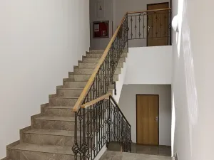 Pronájem bytu 1+kk, Praha - Smíchov, Plzeňská, 25 m2