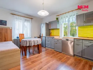 Prodej bytu 3+1, Třeboň - Holičky, 99 m2