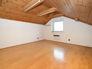 Pronájem vícegeneračního domu, Praha - Libeň, Na Jabloňce, 330 m2
