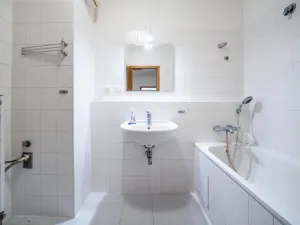 Prodej bytu 3+1, Praha - Troja, Velká skála, 97 m2