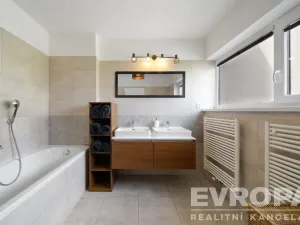 Prodej rodinného domu, Plzeň - Valcha, Jiřičková, 130 m2