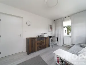Prodej rodinného domu, Plzeň - Valcha, Jiřičková, 130 m2