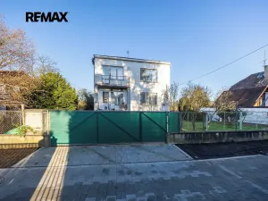 Prodej rodinného domu, Řevnice, Klicperova, 120 m2