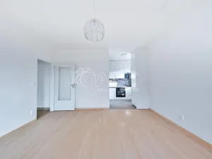 Pronájem bytu 2+kk, Praha - Michle, Elektrárenská, 46 m2