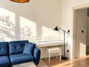 Pronájem bytu 2+kk, Praha - Břevnov, Kochanova, 66 m2
