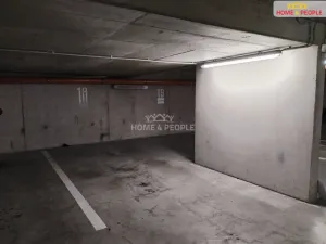 Pronájem garáže, Praha - Běchovice, Mladých Běchovic, 14 m2