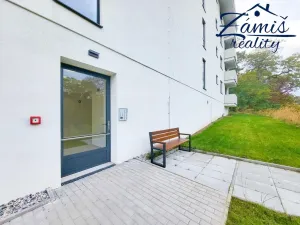 Pronájem bytu 1+kk, Kladno, Lesík, 33 m2