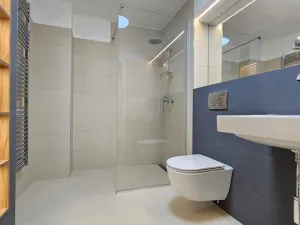 Prodej bytu 1+kk, Bystřice nad Pernštejnem, Masarykovo náměstí, 37 m2