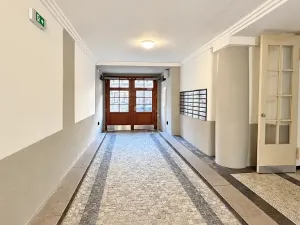 Prodej bytu 2+kk, Praha - Karlín, Jirsíkova, 73 m2