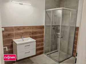 Pronájem bytu 1+kk, Otrokovice, Moravní, 36 m2