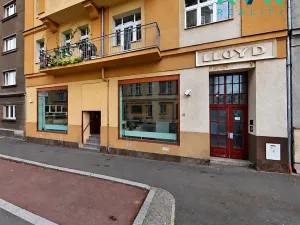 Pronájem obchodního prostoru, Karlovy Vary, Varšavská, 159 m2