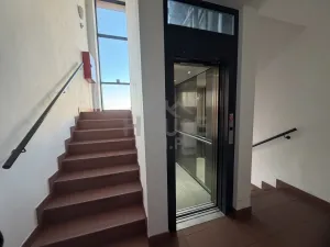 Prodej bytu 3+1, Praha - Čimice, Chvatěrubská, 75 m2