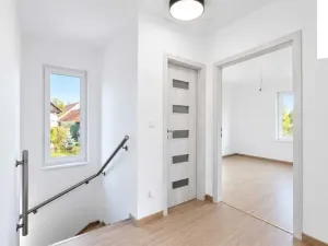 Prodej rodinného domu, Uhersko, 85 m2