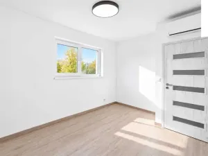 Prodej rodinného domu, Uhersko, 85 m2