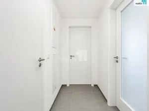 Prodej bytu 2+kk, Praha - Modřany, Kolmanova, 56 m2