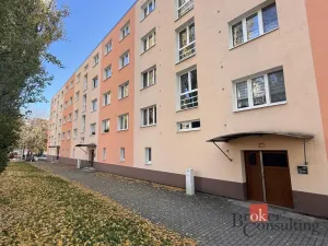 Pronájem bytu 2+1, Chomutov, Blatenská, 56 m2