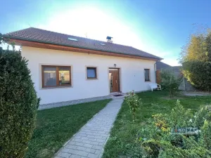 Prodej rodinného domu, Perná, 185 m2