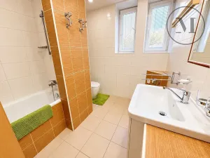 Pronájem bytu 2+1, České Budějovice, Heydukova, 67 m2