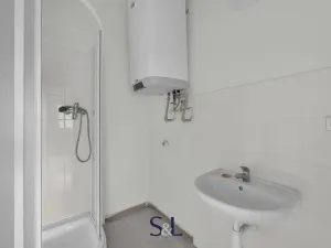 Prodej výrobních prostor, Nový Bor, Lipová, 286 m2