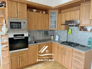 Pronájem bytu 2+1, Ostrava, Korunní, 102 m2