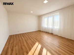 Prodej bytu 3+1, Příbram - Příbram VII, Kremnická, 61 m2