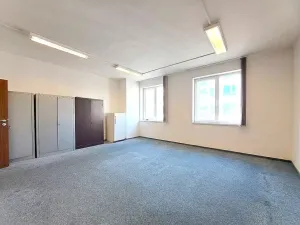 Pronájem kanceláře, Kladno, Vašíčkova, 115 m2