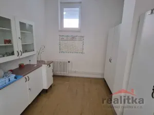 Pronájem obchodního prostoru, Opava - Kylešovice, Hlavní, 110 m2