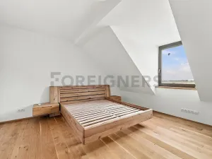 Pronájem rodinného domu, Dubany, 160 m2