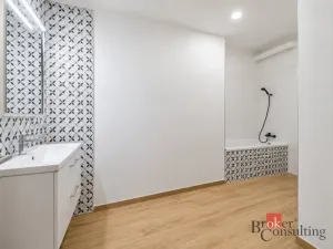Prodej bytu 2+1, Opava - Předměstí, Zámecký okruh, 65 m2