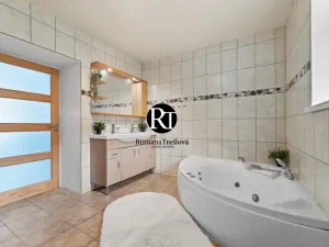 Prodej rodinného domu, Olešná, 224 m2