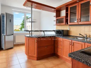 Prodej bytu 3+kk, Rudná, Havlíčkovo nám., 75 m2