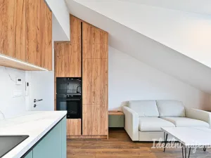 Pronájem bytu 1+kk, Brno - Židenice, Škrochova, 33 m2